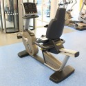 TECHNOGYM EXCITE+ 500I SP LED RECUMBENT EXERCISE BIKE/VELO SEMI ALLONGE  - MATÉRIEL PROFESSIONNEL D’OCCASION 