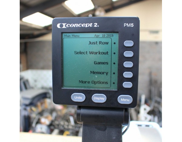 concept-2-modele-d-rameur-ecran-pm5-materiel-professionnel-doccasion-