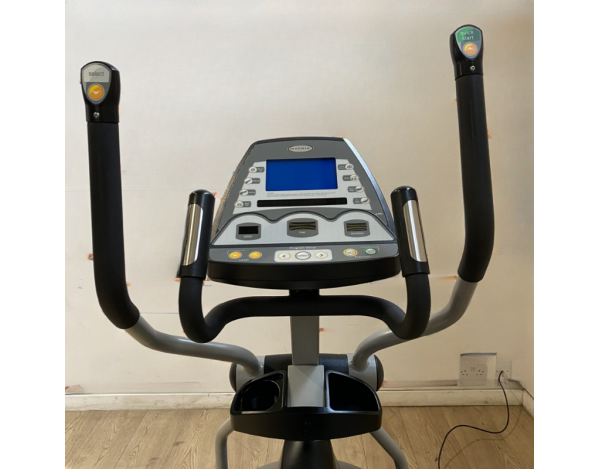 matrix-e1x-velo-elliptique-materiel-professionnel-occasion