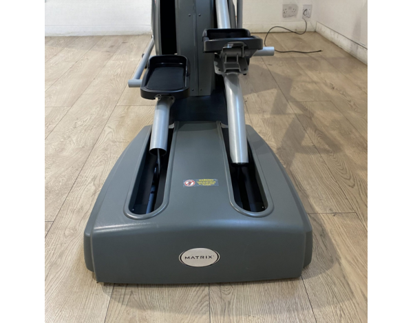 matrix-e1x-velo-elliptique-materiel-professionnel-occasion