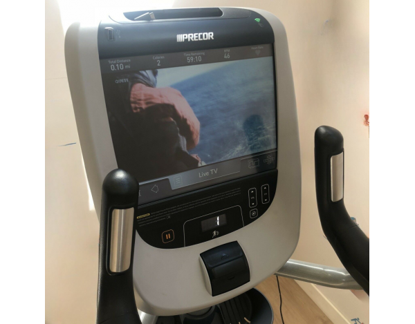 precor-velo-droit-ubk-885i-materiel-professionnel-occasion