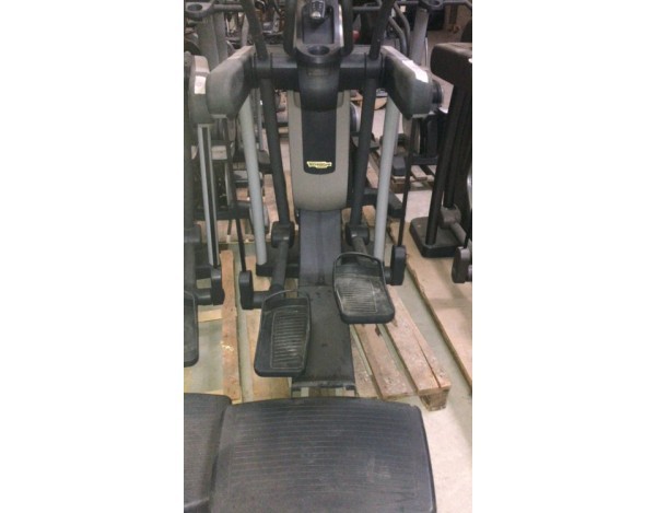 technogym-vario-excite-700-led-elliptique-occasion